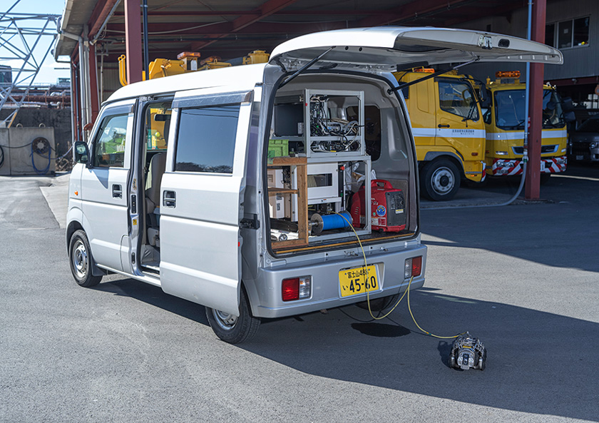 テレビカメラ搭載車(軽ワゴン)φ200~600mm